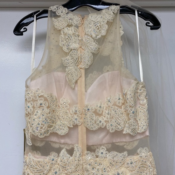 Aspeed illusion lace long dress - Picture 8 of 9